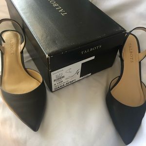 Talbots Sleek leather pumps with a classic kitten heel.  Size 6.5 M